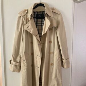 Vintage Burberry Classic Beige Trench Coat